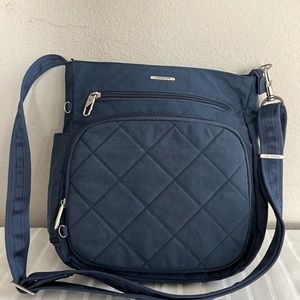 Travelon crossbody bag